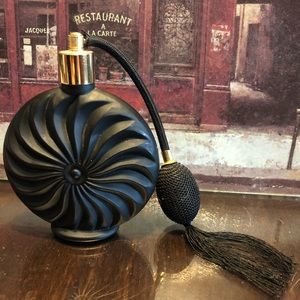 Spray bottle (empty)